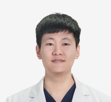 孔威洪医生头像