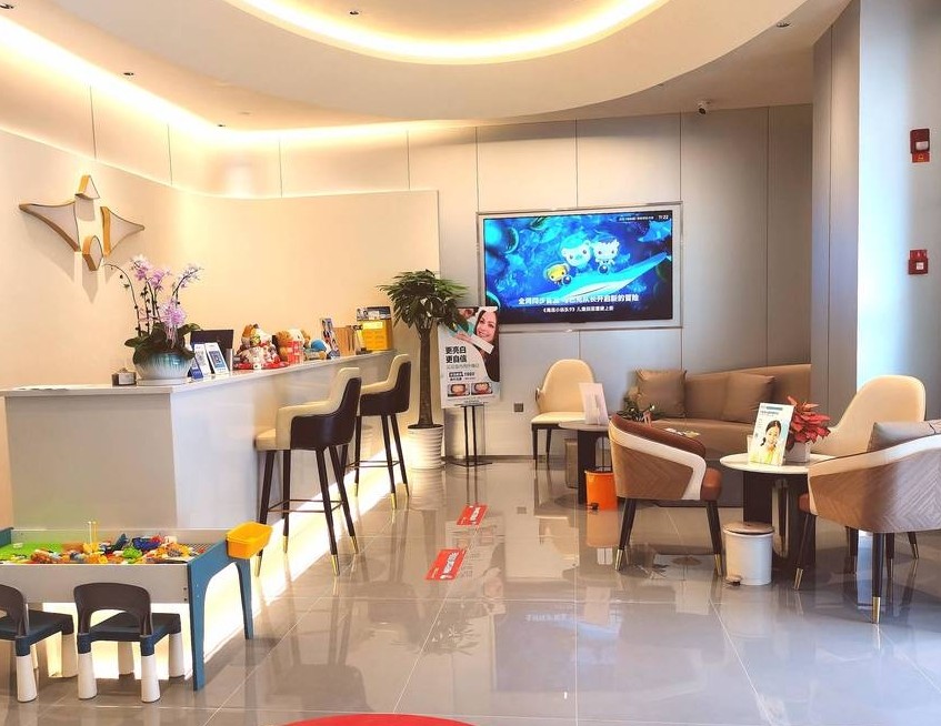 成都极美口腔医院(凡米里店)环境图