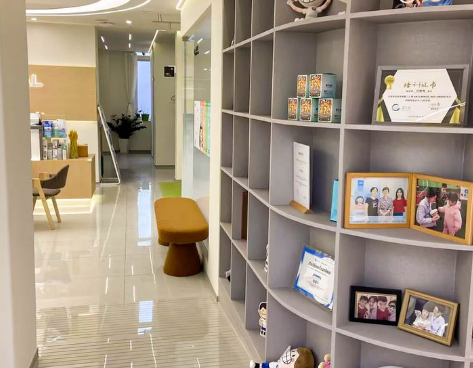 成都铂灵口腔(明城店)环境图