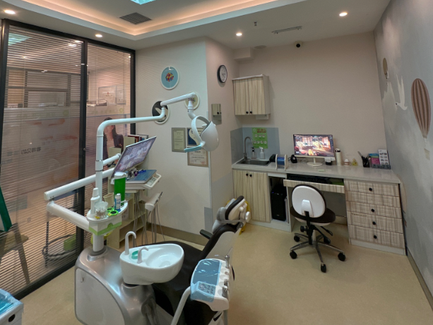大连卓尔美笑口腔(海滨路店)环境图