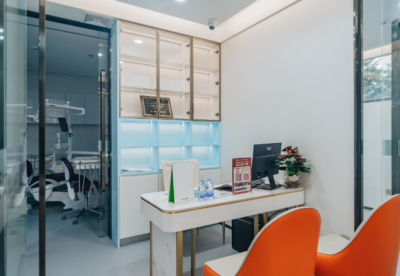清远爱雅仕口腔(清远店)环境图