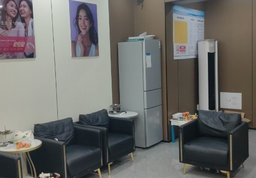 赣州青檬口腔(九方店)环境图