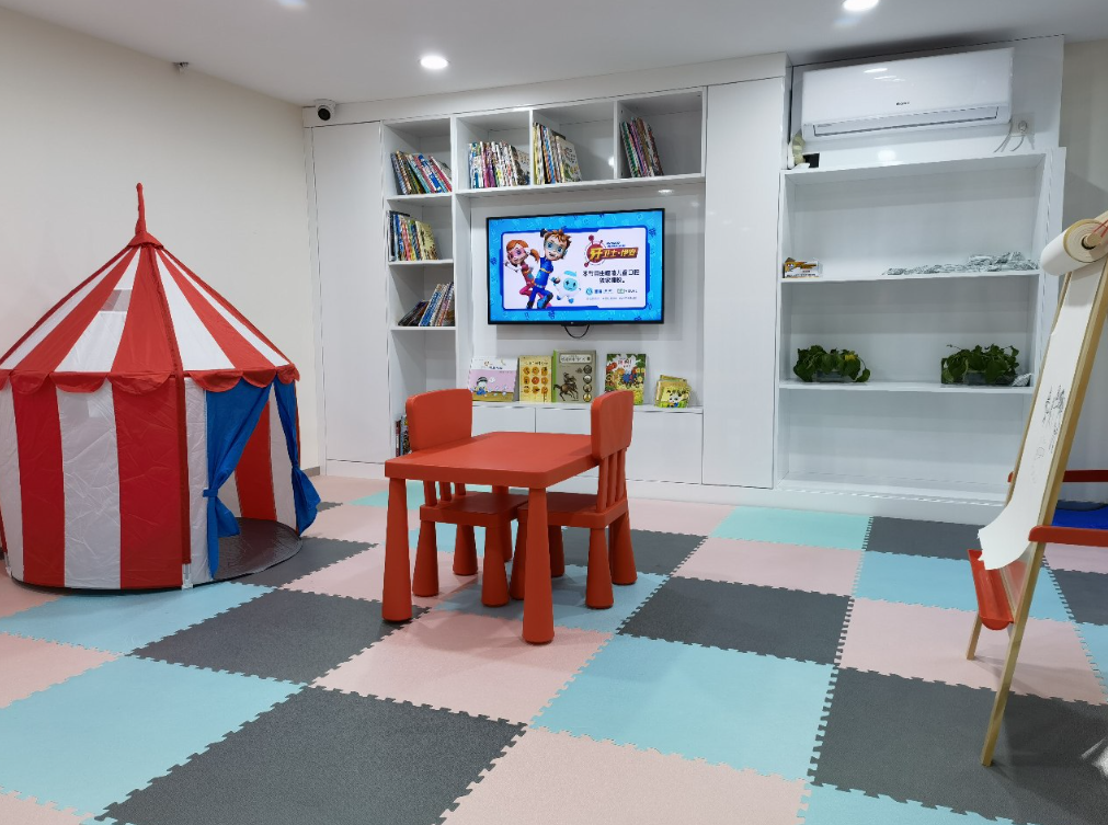 天津嘻嘻口腔门诊部(奥城店)环境图
