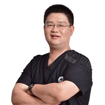 陈利明 · 贝色公开展示图片