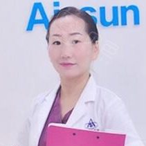 李和英 · 贝色公开展示图片