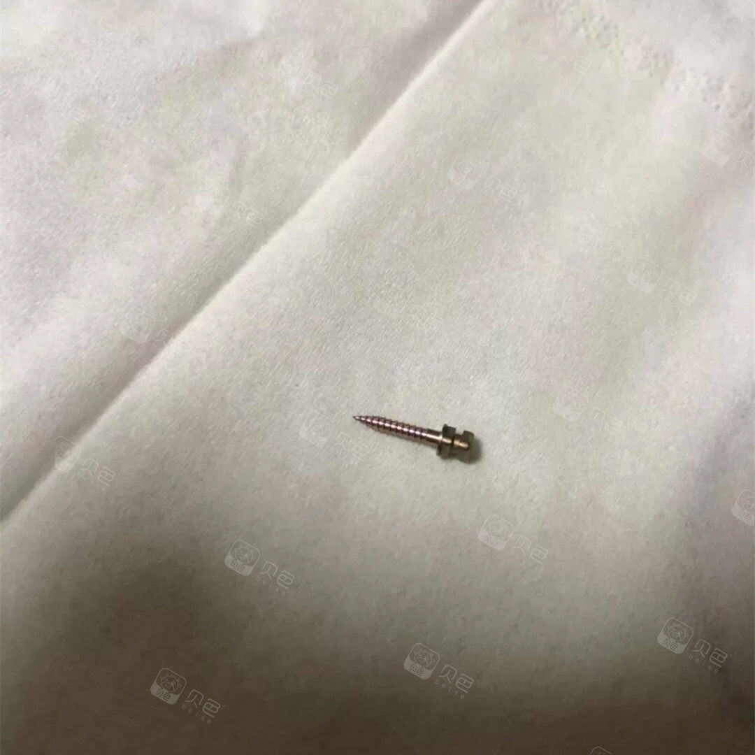 为了早点矫正好打了两支支抗钉 结果还掉了