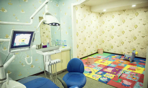 十堰品冠口腔医院儿童诊疗室
