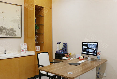 深圳美莱口腔面诊室