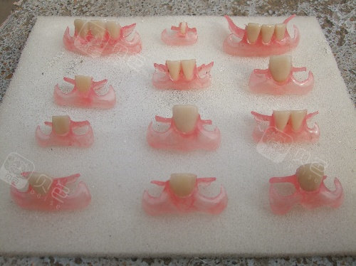 上海牙博士口腔做活动假牙和吸附性义齿技术都比较不错,主打的技术就