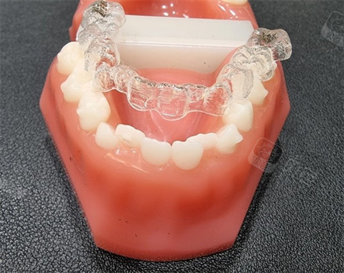 这有医院实力派医生名单和价格表! - 贝色口腔