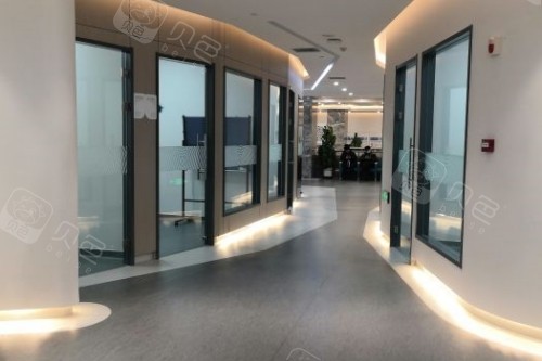 长春国健口腔诊室