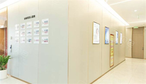 ems洁牙尖怎么分收到反馈！南京金铂利口腔医院价格表：洁牙58+｜美白680+｜种植牙960+｜牙齿矫正7800+！_https://www.jmylbn.com_新闻资讯_第3张