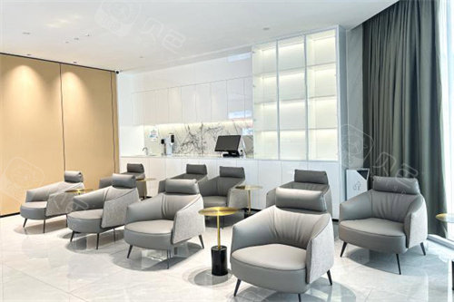 太原中诺口腔医院休息区