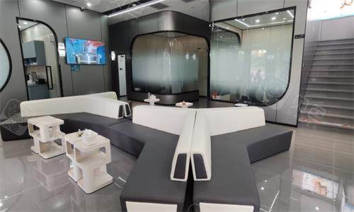 广州柏粤口腔内部等候室图