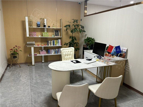 十堰从兵口腔医生办公室