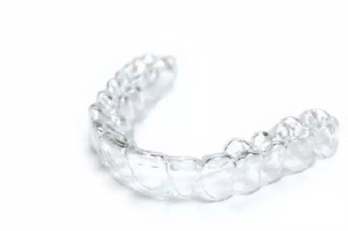 正雅時代天使和隱適美哪個牌子比較好？材料特性、實例數據庫與適應癥范圍解析！