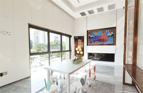 东莞百德口腔是正规医院吗？许可证+透明收费，这些硬核证据要看清