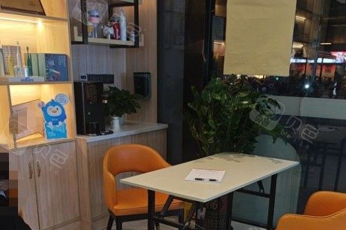 深圳青柠檬口腔室内