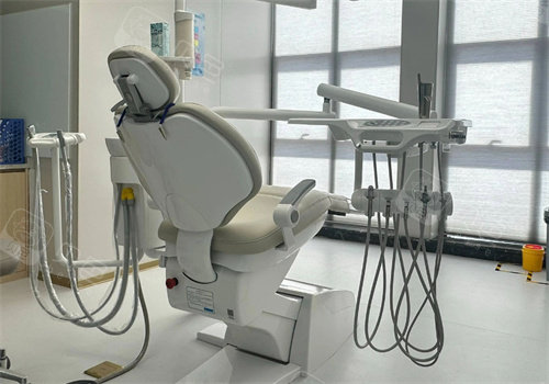 南平建阳中富爱芽口腔医院牙椅
