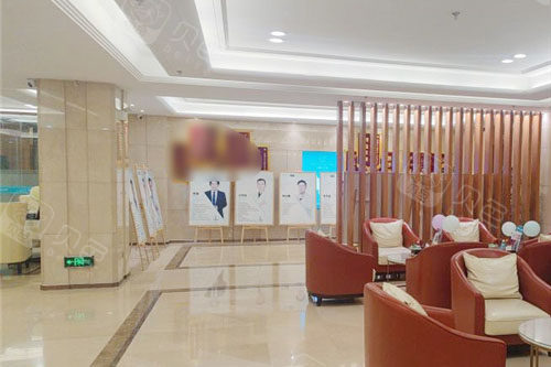 石家庄牙博士口腔医院大厅休息区