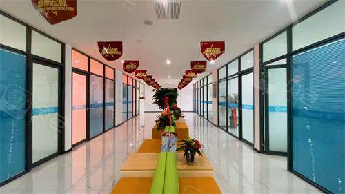 日照岚山区牙齿矫正哪家好？分享金属/隐形矫正好的口腔医院及医生名单