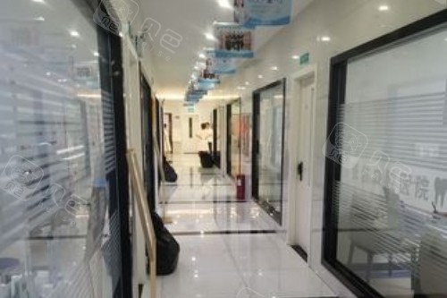 湘乡张波口腔诊室