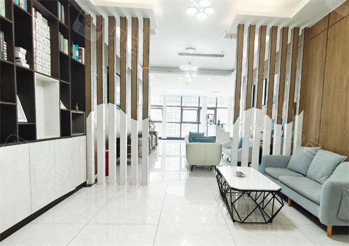 南充齿语口腔大厅