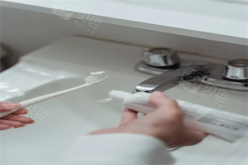 牙科全景机怎么复位重庆秀山牙康口腔医院怎么样？医生经验足、技术好，拔牙补牙几乎不疼_https://www.jmylbn.com_新闻资讯_第3张