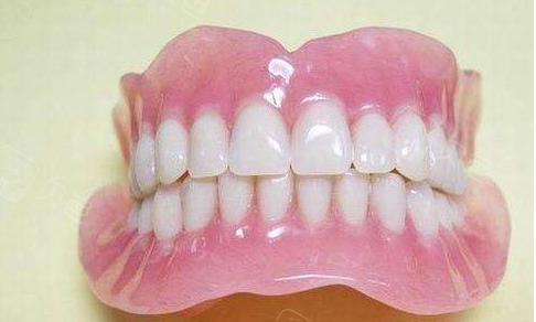 做吸附性义齿需什么条件？亲身实测：牙槽骨|口腔黏膜|全身健康是判断依据