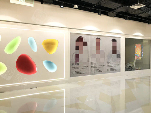 上海维佳康口腔矫正经历，戴隐形牙套1年半排齐，我的感受真心推荐