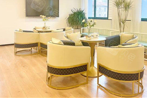 金华众悦口腔候诊区