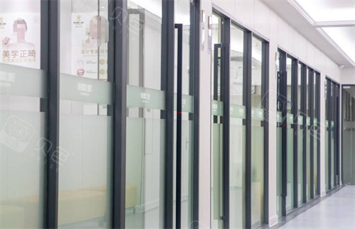 贵阳柏德口腔过道区