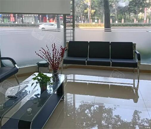 佛山汇雅口腔等候区环境.jpg