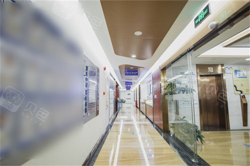 广州穗华口腔医院天河院区走廊.jpg