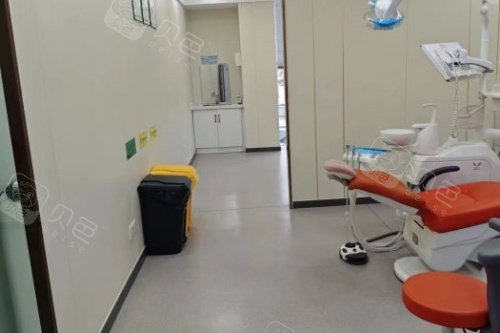 泸州川口附一口腔医院治疗室.jpg