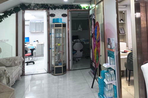 深圳韦博口腔大厅.jpg