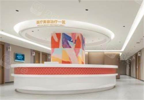 深圳博爱曙光导医台.png