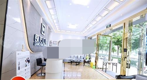昆明良方口腔进门大厅环境.jpg