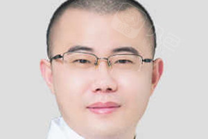 刘忠祥医生照片.jpg